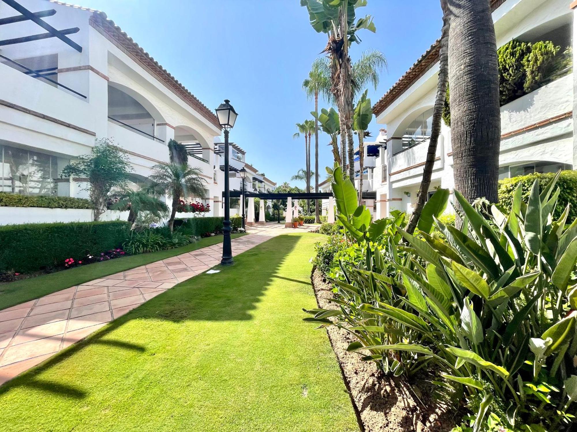 Solguest Apt A 7 Minutos De Puerto Banus 1ª Linea Playa!!! Μαρμπέλλα Εξωτερικό φωτογραφία